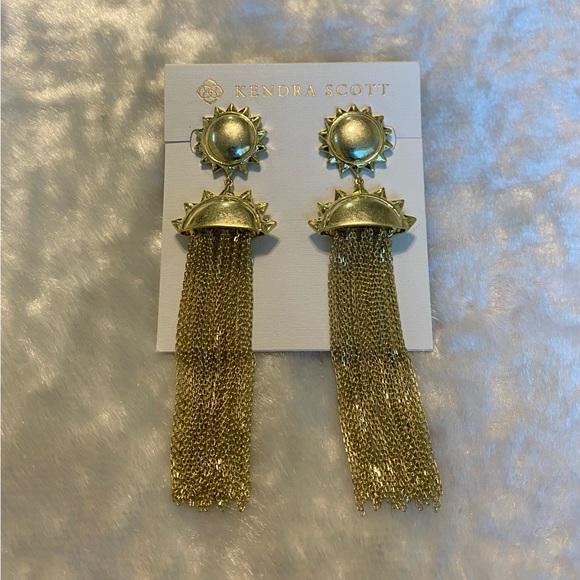 ☘️NWT Kendra Scott Sienna Sun Statement Gold Earrings - Picture 1 of 4